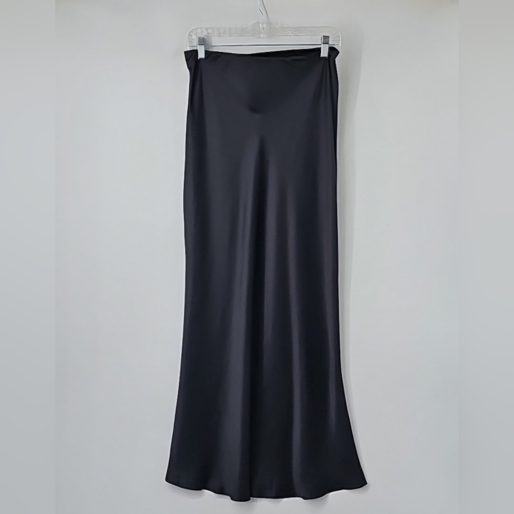 Victoria's Secret Rich Blue Satiny Pullon Midi Slip Skirt Coquette Dainty Femine